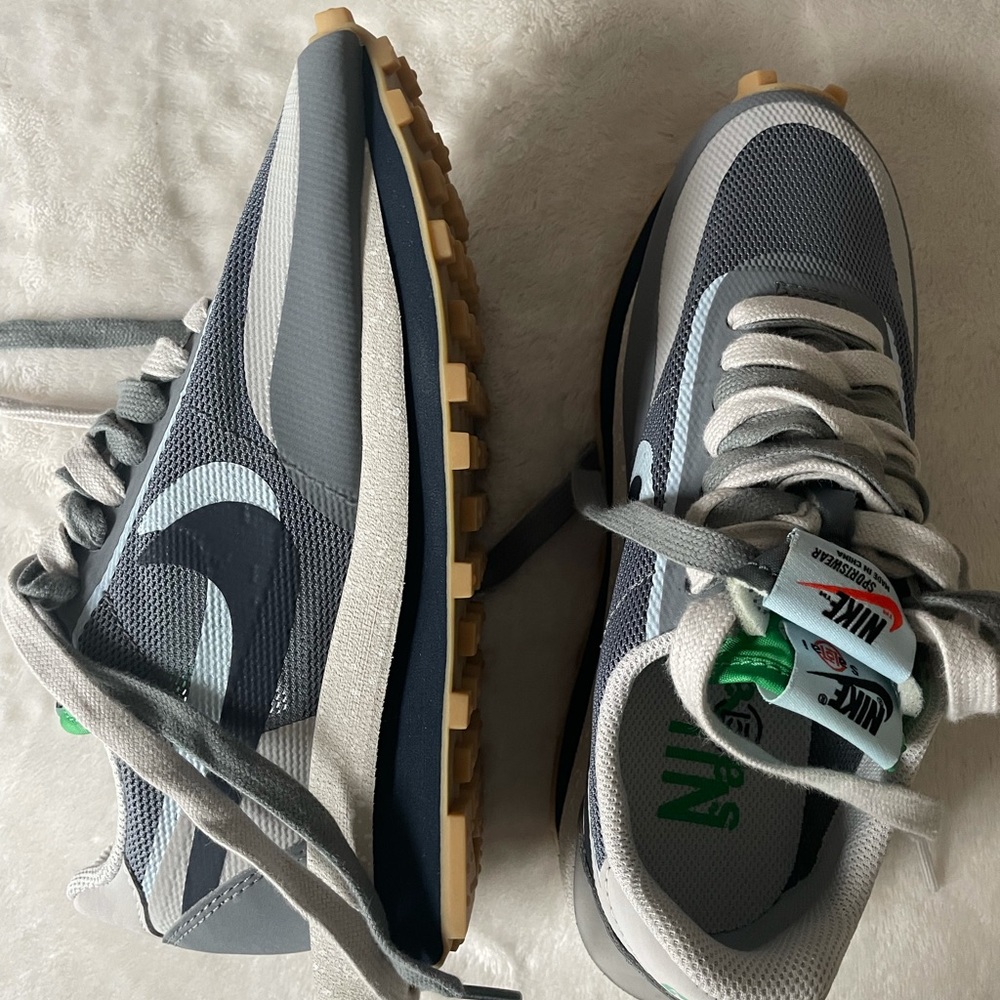 Nike waffle sacai shoes